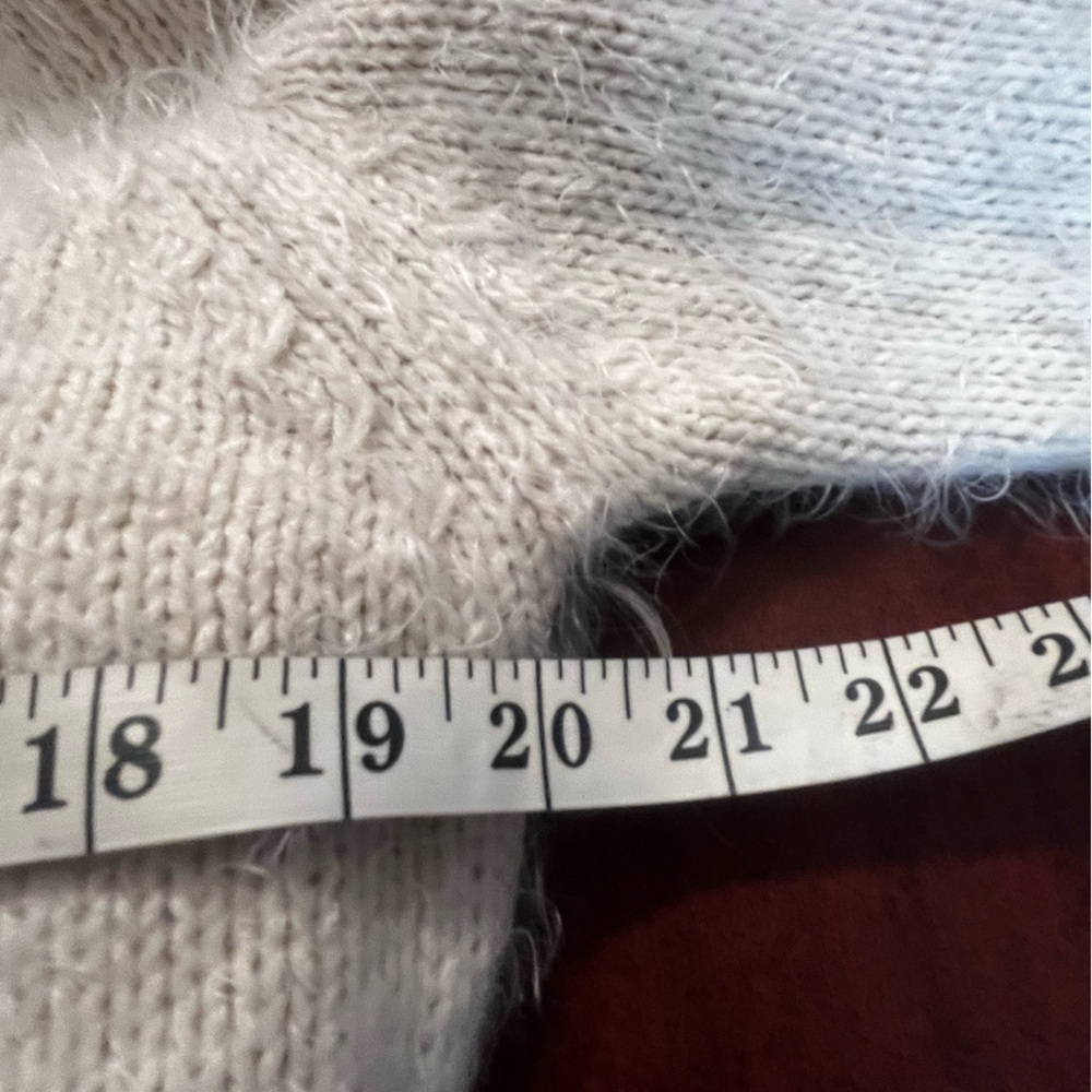TopShop Knitted Fluffy Crop Jumper Sweater Sz 10 Women - Picture 9 of 10